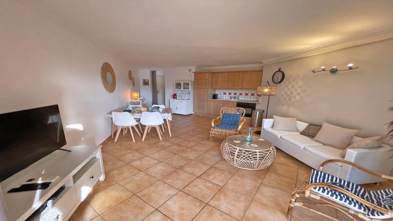 Appartement Les Pins Bleus A8 생트막시메 외부 사진