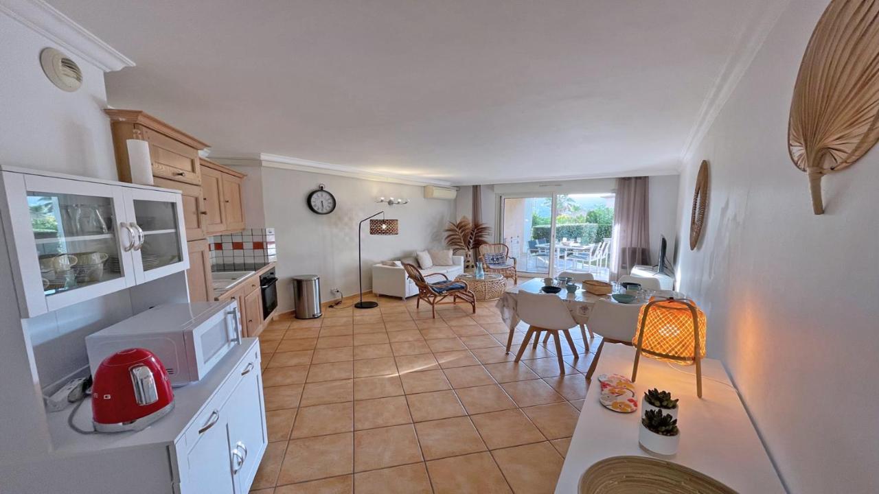 Appartement Les Pins Bleus A8 생트막시메 외부 사진
