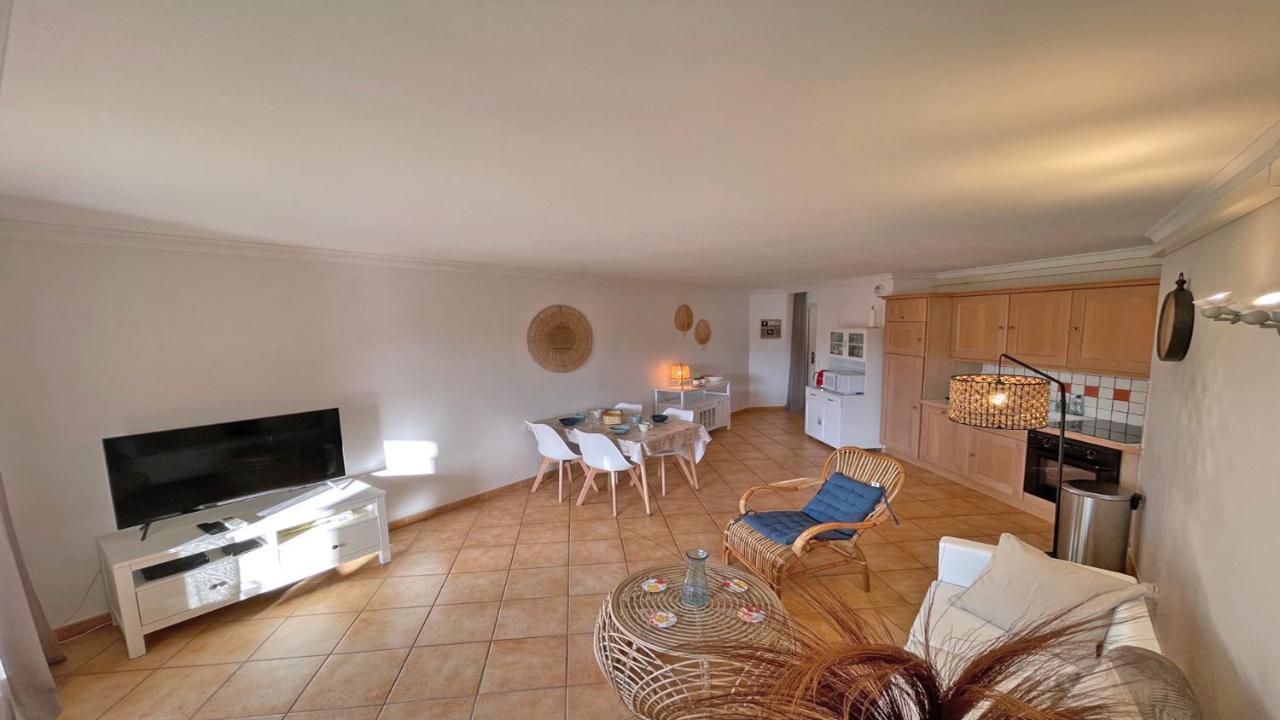 Appartement Les Pins Bleus A8 생트막시메 외부 사진