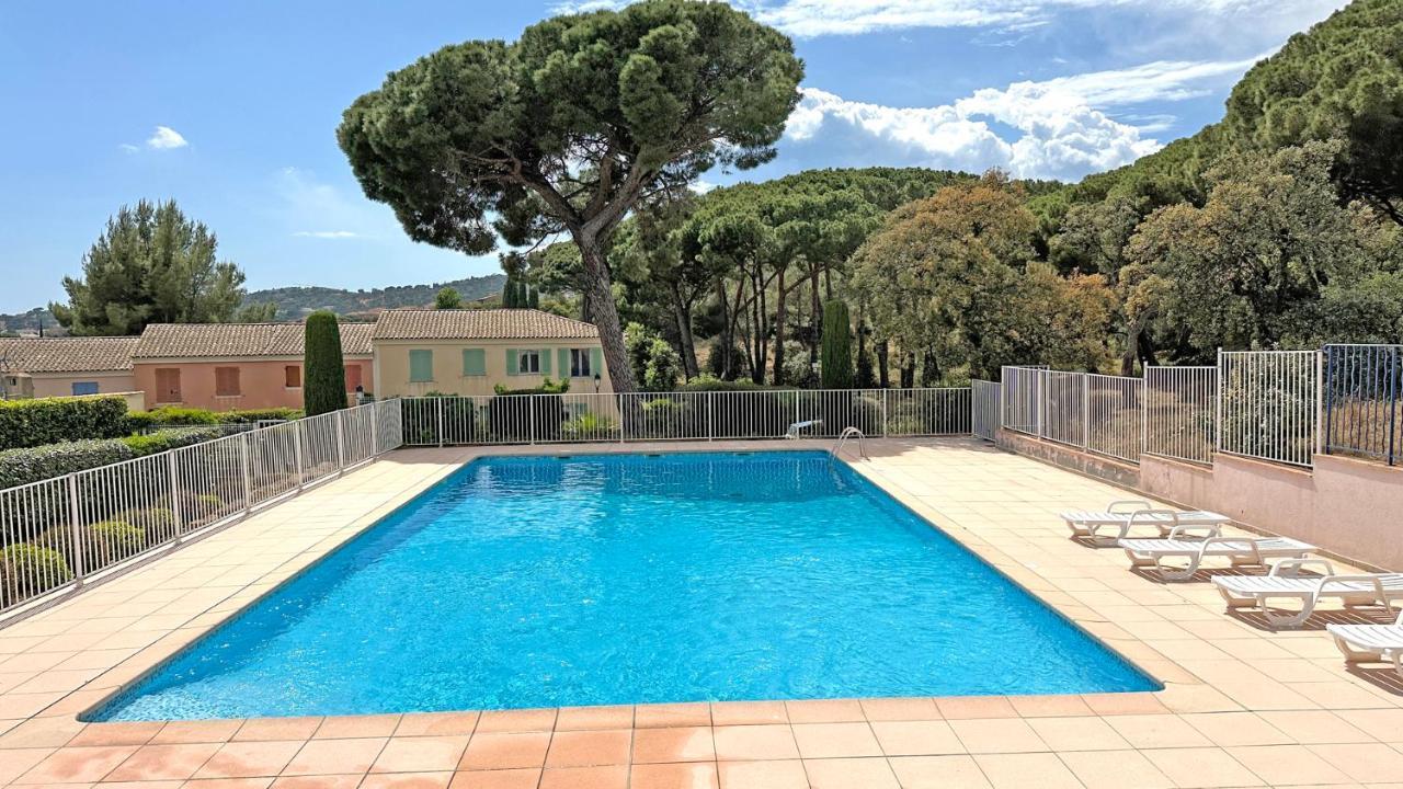 Appartement Les Pins Bleus A8 생트막시메 외부 사진