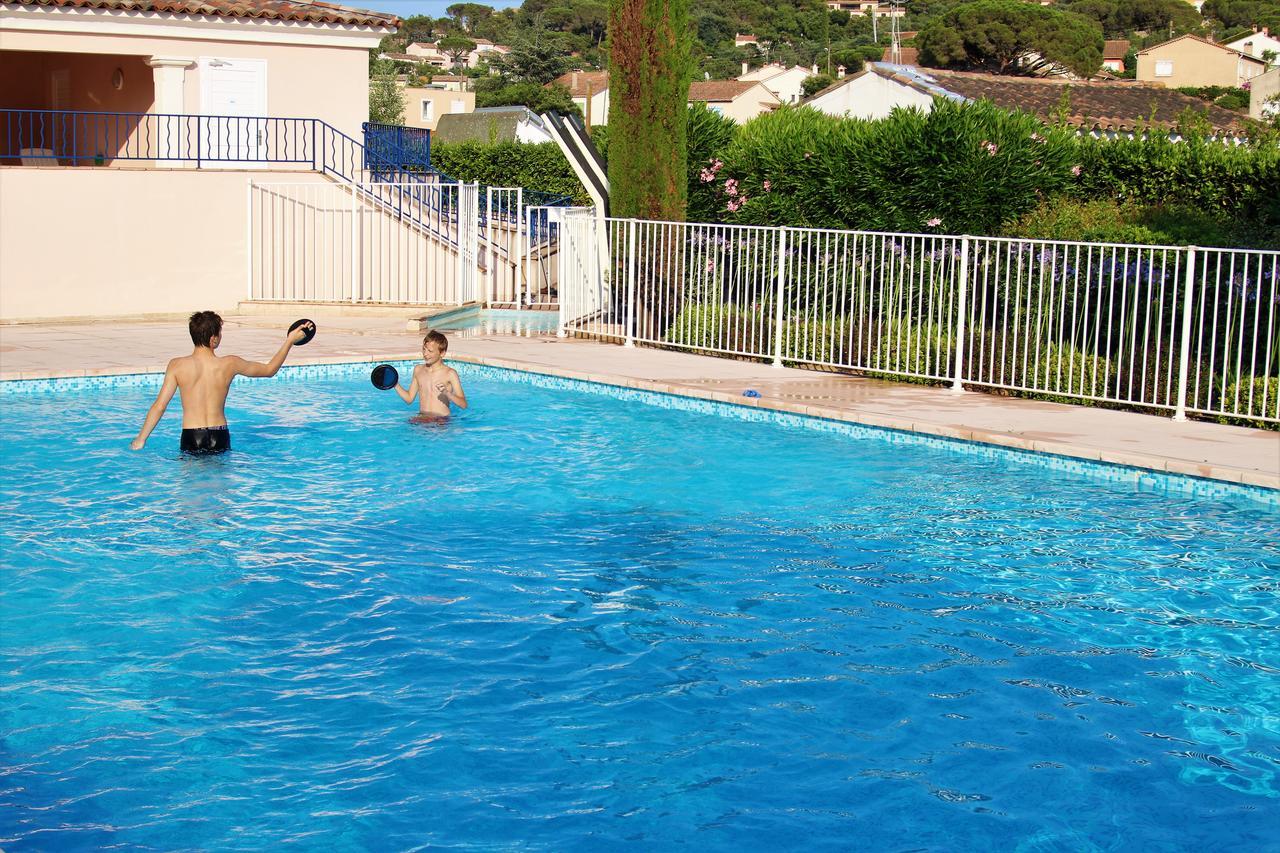 Appartement Les Pins Bleus A8 생트막시메 외부 사진